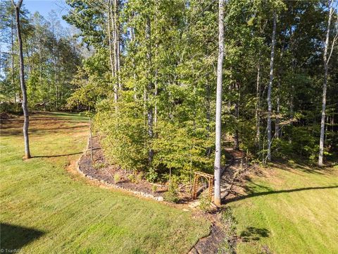 A home in Kernersville