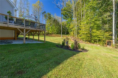 A home in Kernersville