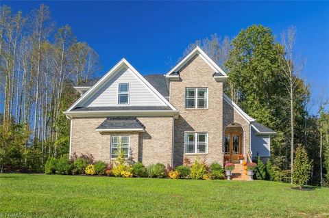 A home in Kernersville