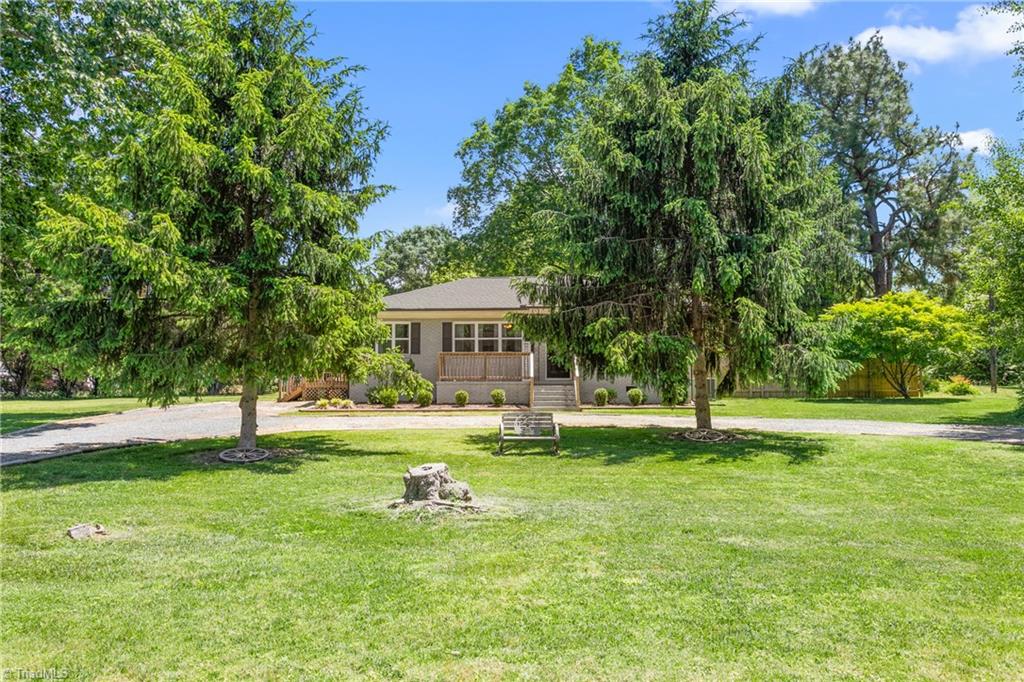 827 Loop Road, Burlington, North Carolina image 3