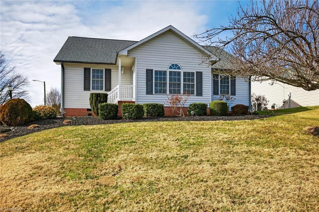 Photo of 1978 Waccamaw Path, Winston-Salem, NC 27127 (MLS # 1207573)