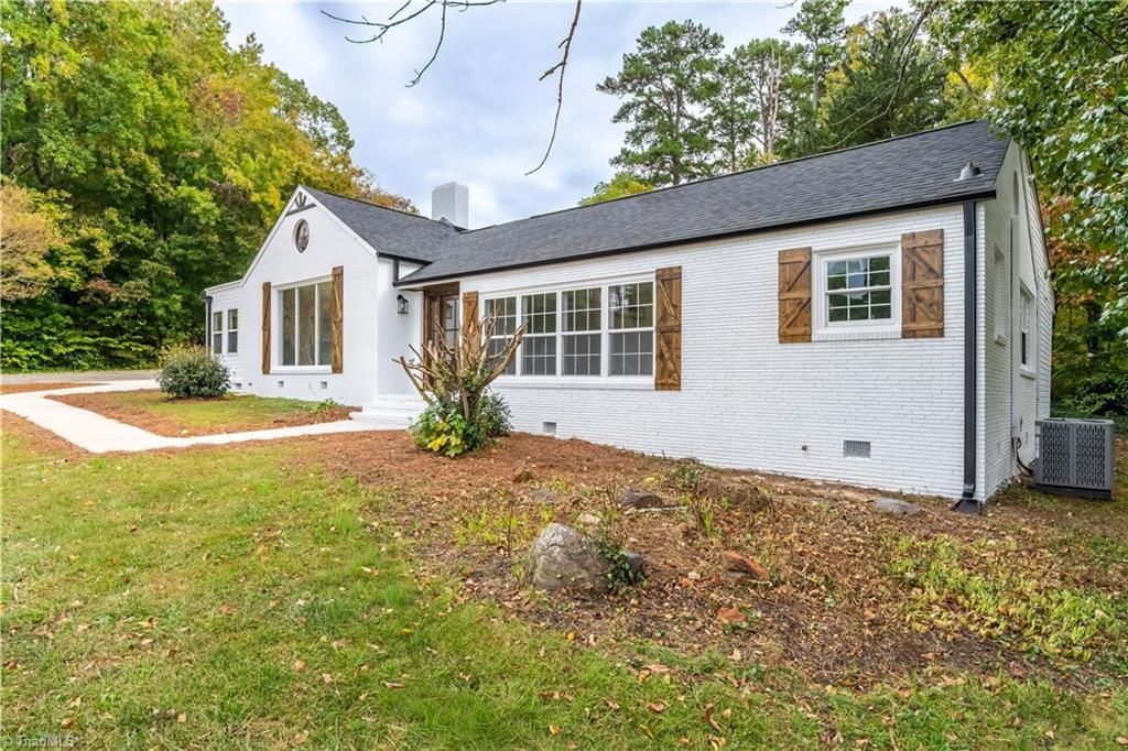 Photo of 178 Salisbury Street, Denton, NC 27239 (MLS # 1214363)