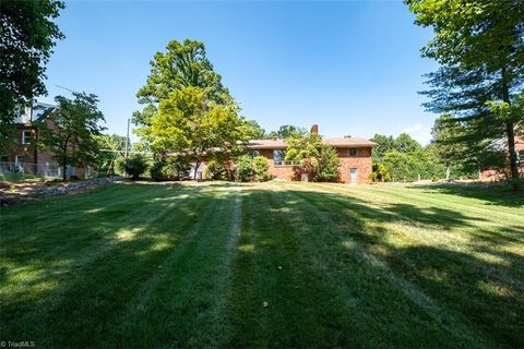 A home in Elkin