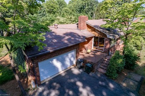 A home in Elkin