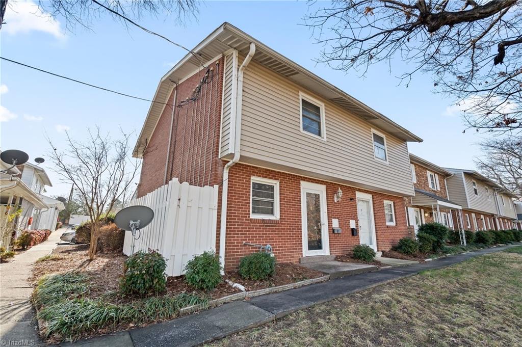 101  Unit #8 Oxford Place