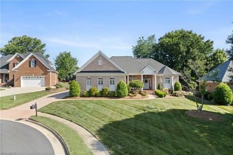 Homes For Sale - 1209 Colston Court<br/> Kernersville, NC 27284