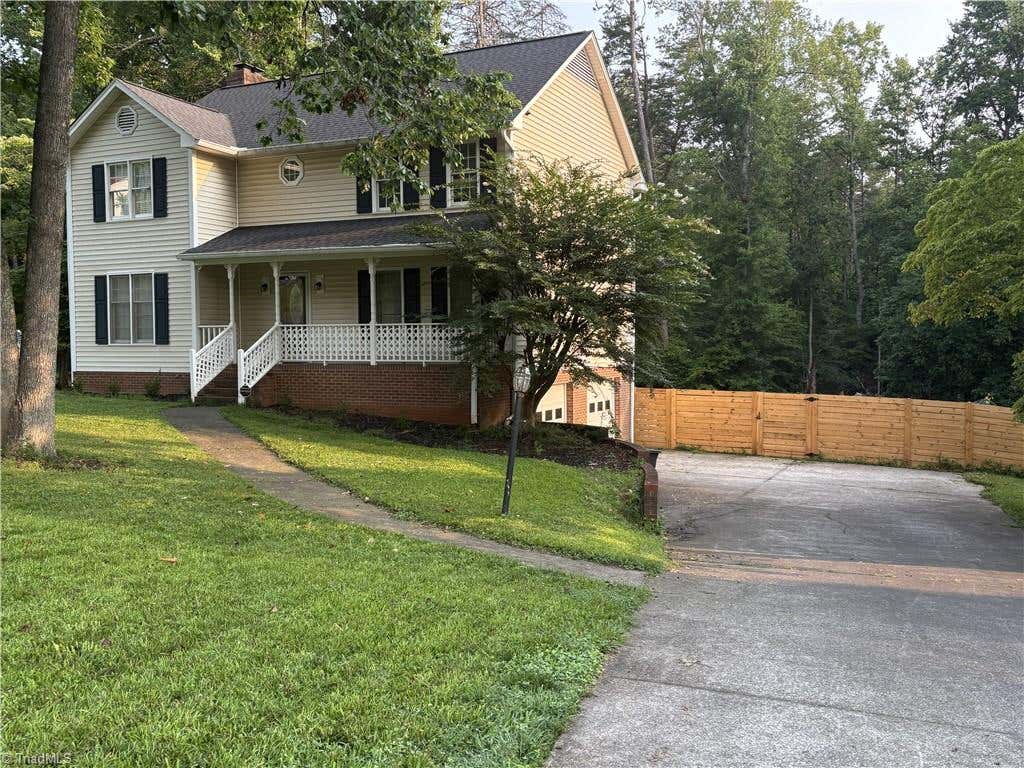 Photo of 2089 Pembrooke Forest Drive, Winston-Salem, NC 27106 (MLS # 1229059)