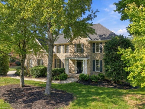 Homes For Sale - 5703 Blue Heron Drive<br/> Guilford County, Greensboro, NC 27455