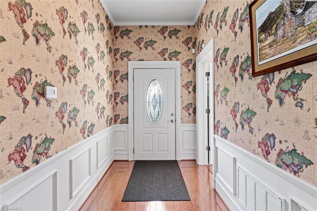 308 Broad Street, Mount Airy, North Carolina image 21