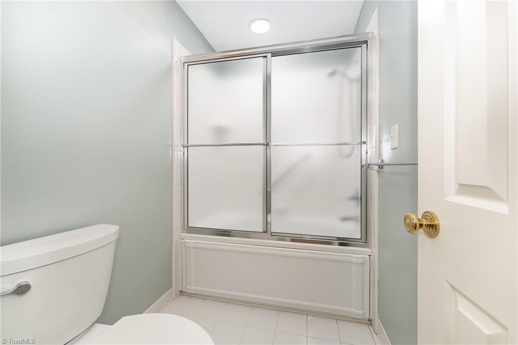 16 Fountain Manor Drive #B, Greensboro, North Carolina image 22