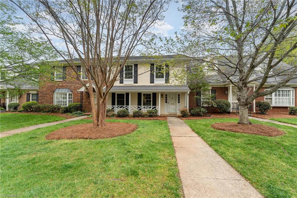 16 Fountain Manor Drive #B, Greensboro, North Carolina image 2