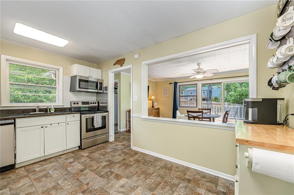 3104 Canterbury Street, Greensboro, North Carolina image 9