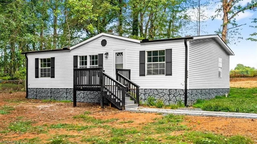 5754 Zelma Boulevard, photo 1 of 48