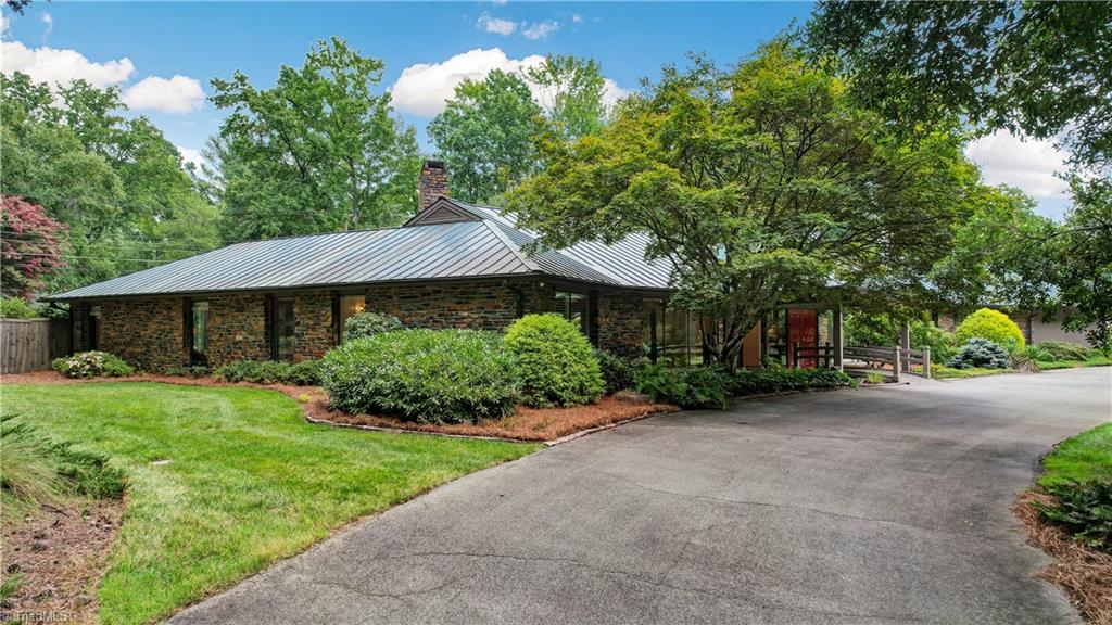 210 Kemp Road, Greensboro, North Carolina image 2