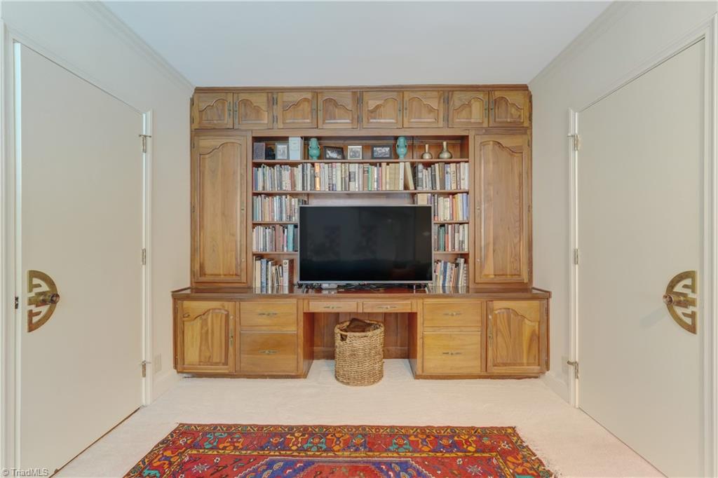 210 Kemp Road, Greensboro, North Carolina image 43