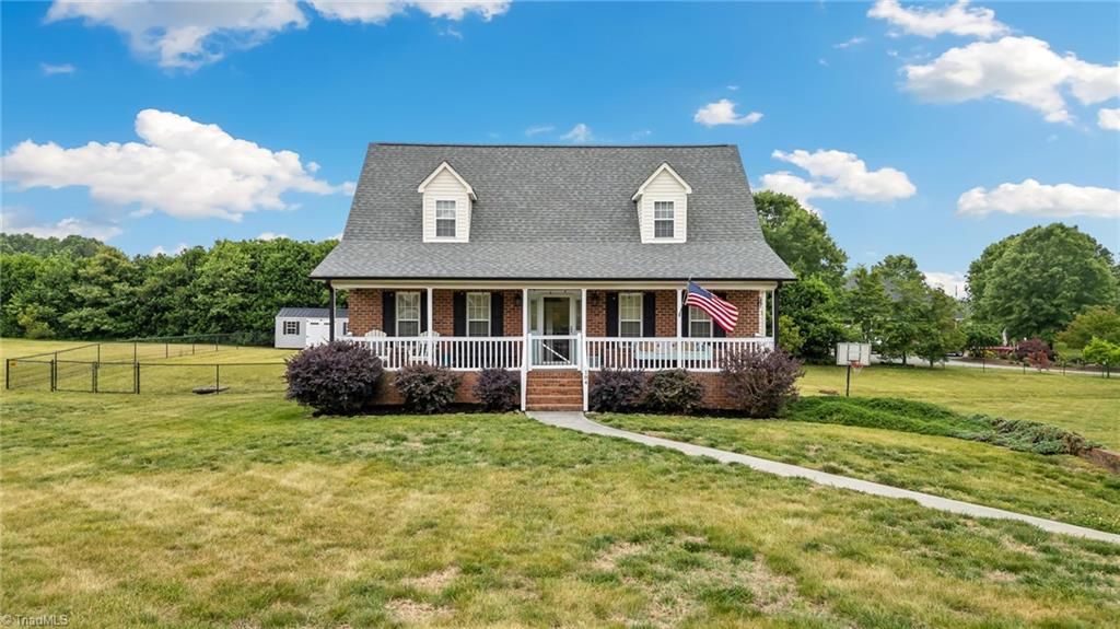 Photo of 184 Cummings Court, Lexington, NC 27295 (MLS # 1221929)