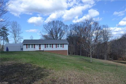 Homes For Sale - 599 Nc Highway 770<br/> Rockingham County, Mayodan, NC 27027