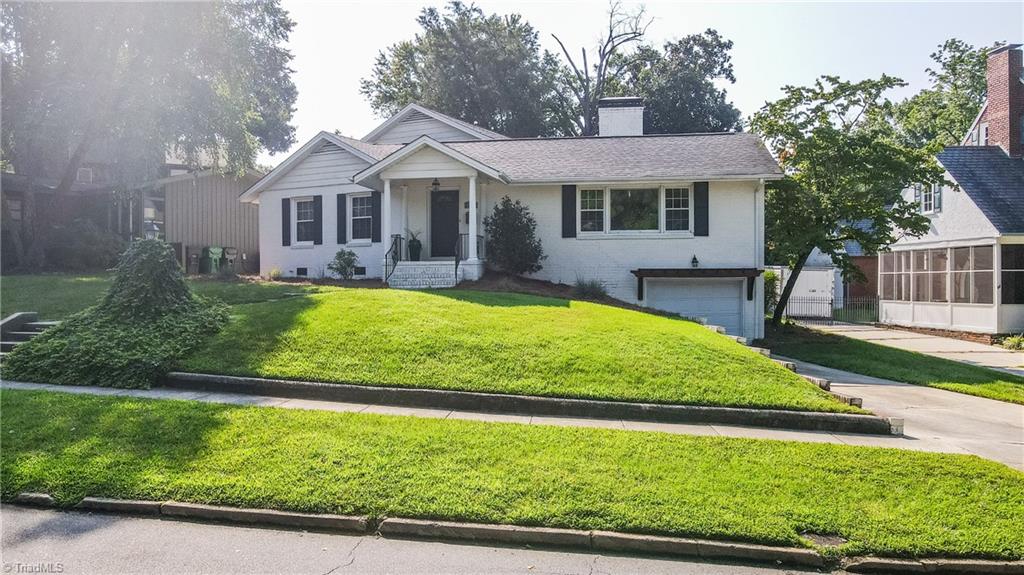 1204 Greenway Drive