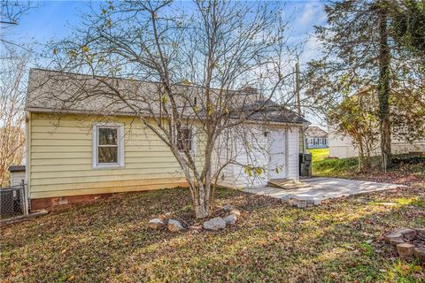 A home in Mount Airy