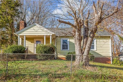 A home in Mount Airy