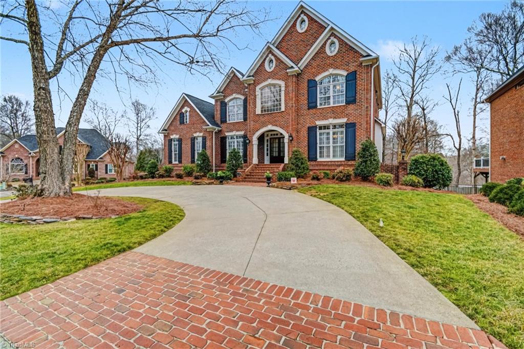 230 Ashbourne Lake Court