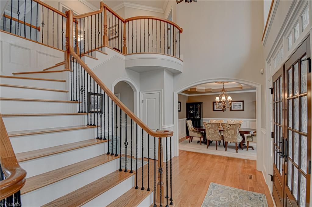 230 Ashbourne Lake Court