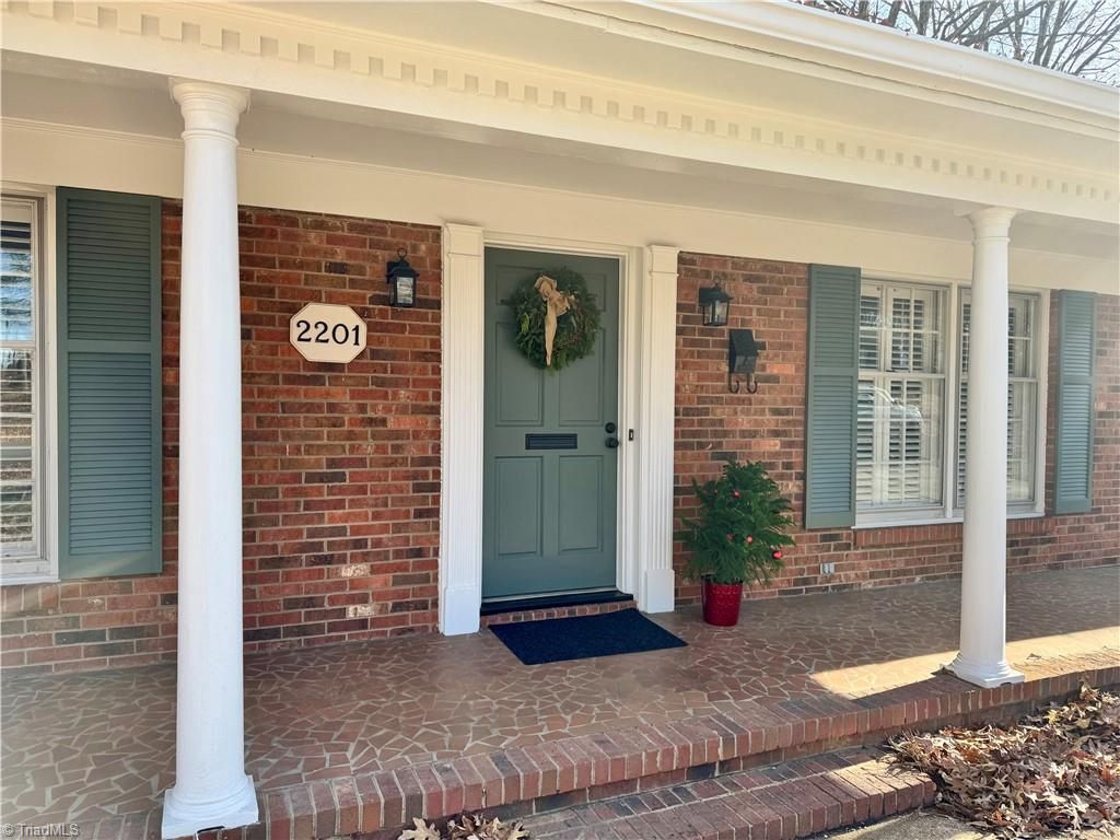 Photo of 2201 Hathaway Drive, Greensboro, NC 27408 (MLS # 1203791)