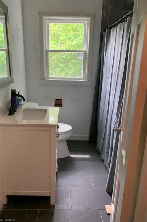 Photo 6 of 6 of 228 Hylton Street house