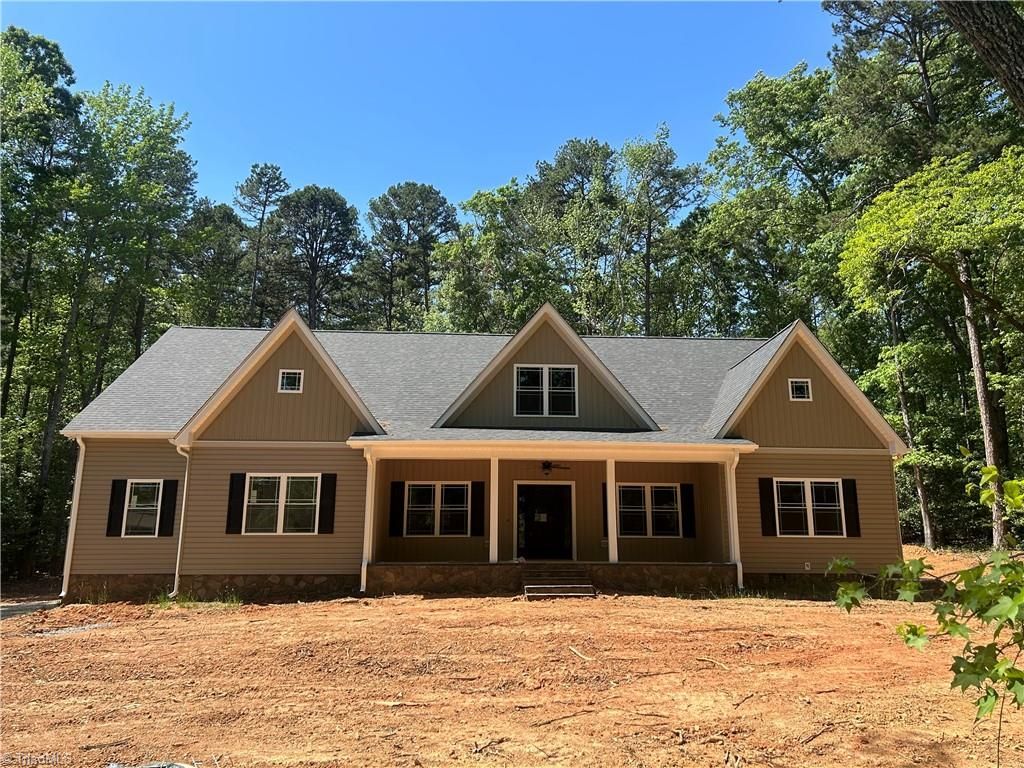 Photo of 582 Starboard Reach, Lexington, NC 27292 (MLS # 1216771)
