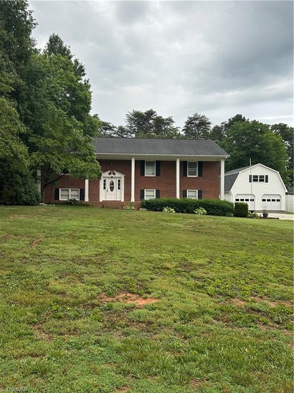 Photo of 436 Forest Creek Drive, Winston-Salem, NC 27107 (MLS # 1225321)