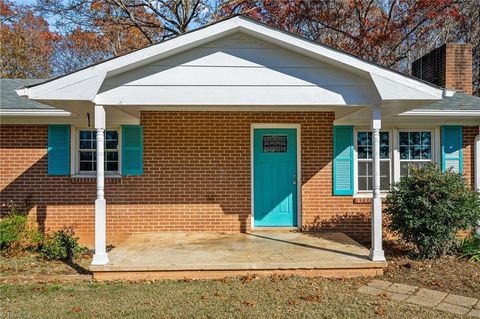 A home in Pine Hall