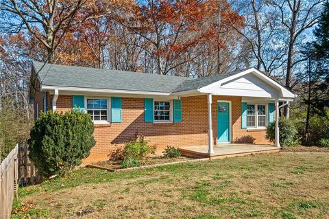 A home in Pine Hall