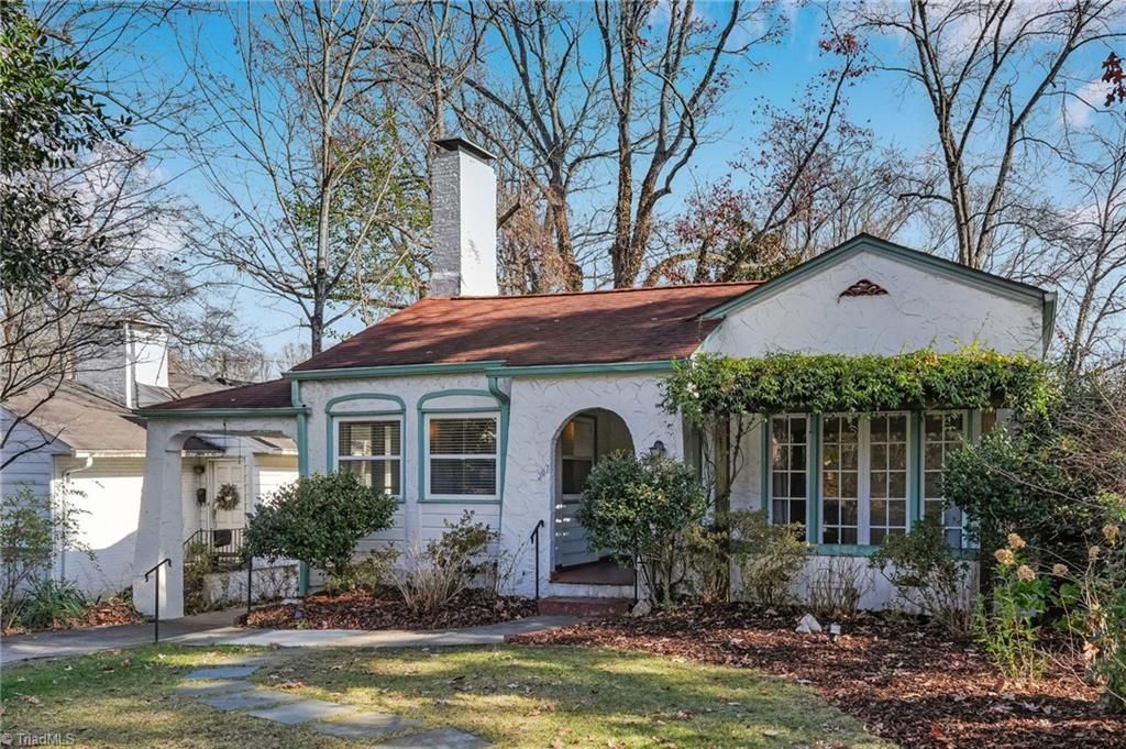 Photo of 307 S Tremont Drive, Greensboro, NC 27403 (MLS # 1203851)