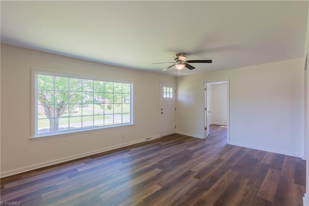 116 Dogwood Drive, Mount Airy, North Carolina image 5