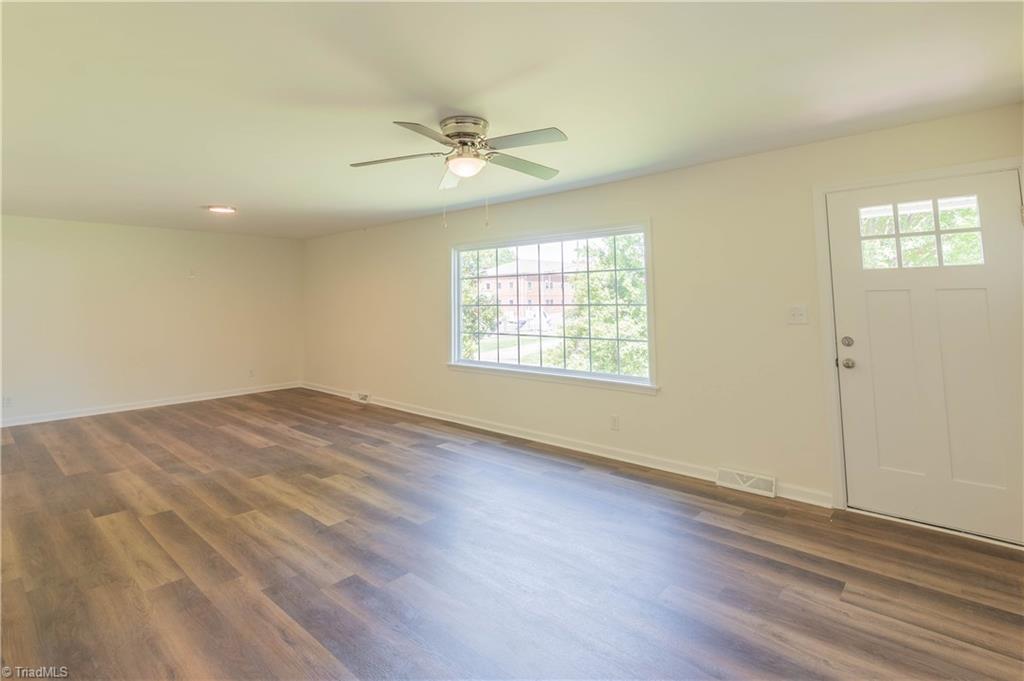 116 Dogwood Drive, Mount Airy, North Carolina image 3