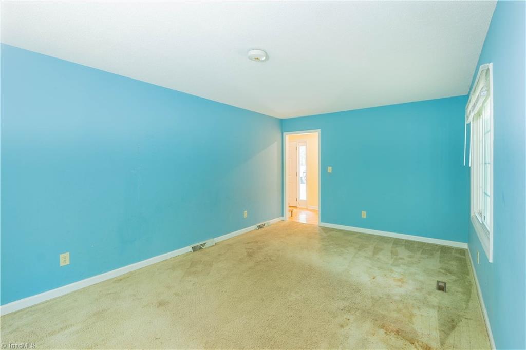 502 Old Hollow Road, Pilot Mountain, North Carolina image 21
