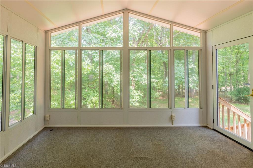502 Old Hollow Road, Pilot Mountain, North Carolina image 16