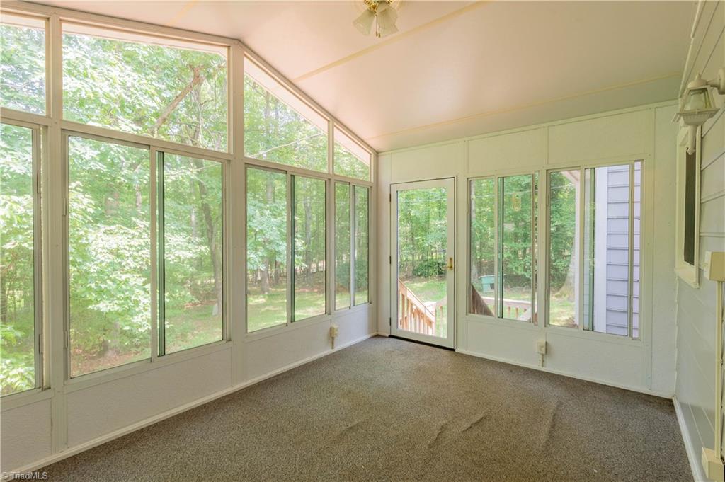 502 Old Hollow Road, Pilot Mountain, North Carolina image 17
