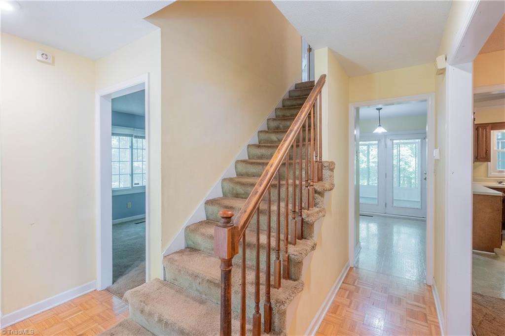 502 Old Hollow Road, Pilot Mountain, North Carolina image 23