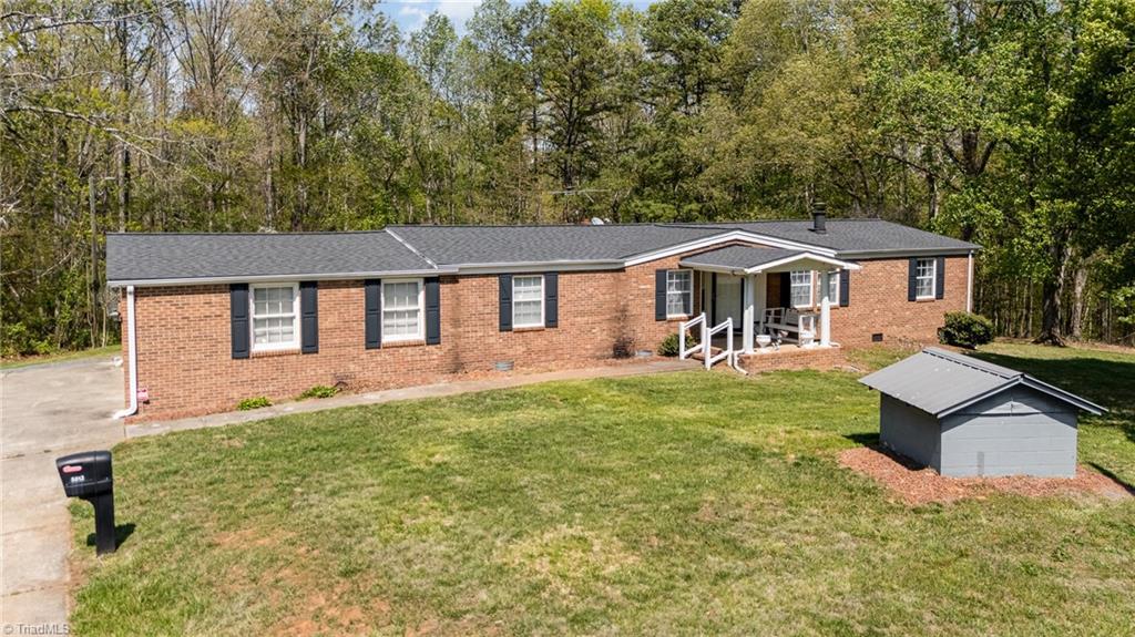 5013 Friendship Circle Road, East Bend, North Carolina image 2