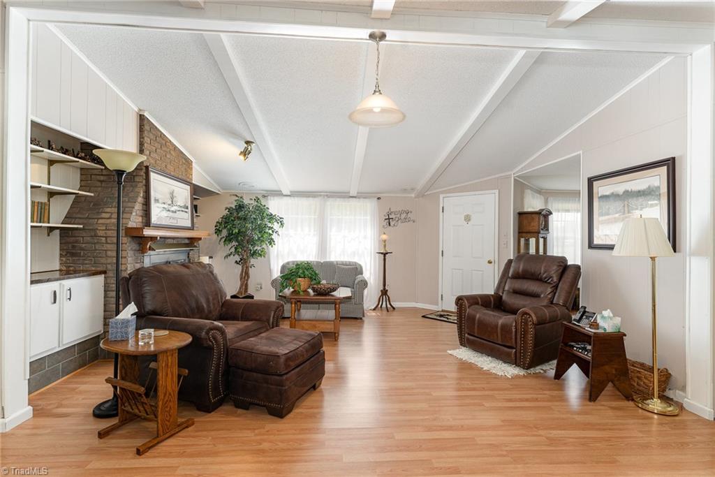 5013 Friendship Circle Road, East Bend, North Carolina image 4