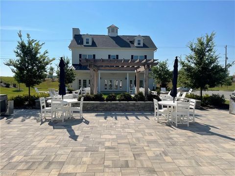 A home in Kernersville