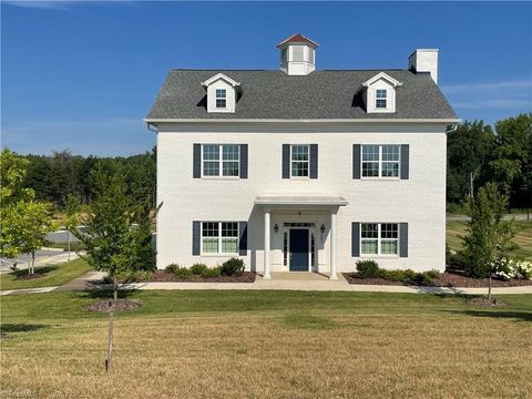 A home in Kernersville