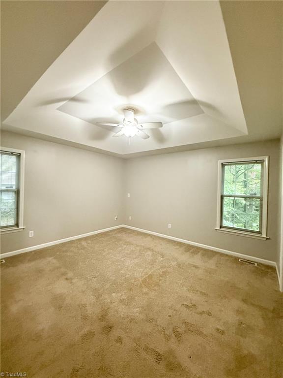 Oak Ridge, North Carolina 27310, United States, 3 Bedrooms Bedrooms, ,2 BathroomsBathrooms,Residential,Pending,201074