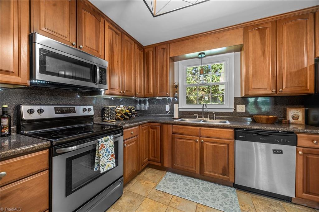 202 Stokes Forest Drive, King, North Carolina image 17