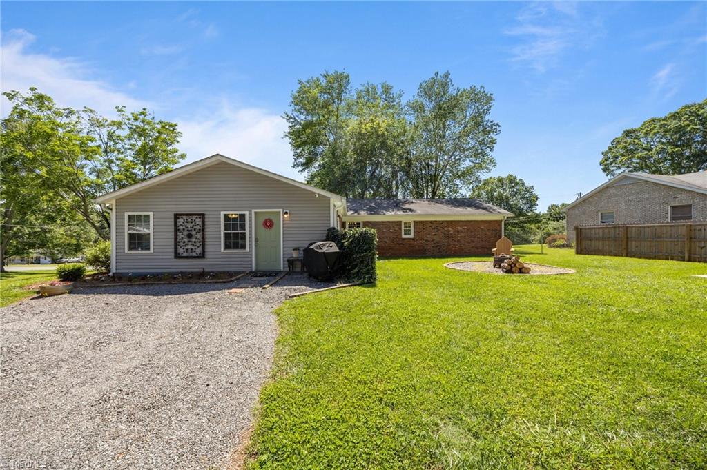 202 Stokes Forest Drive, King, North Carolina image 4