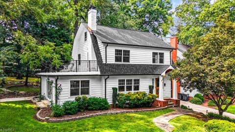 Homes For Sale - 300 Warren Street<br/> Guilford County, Greensboro, NC 27403
