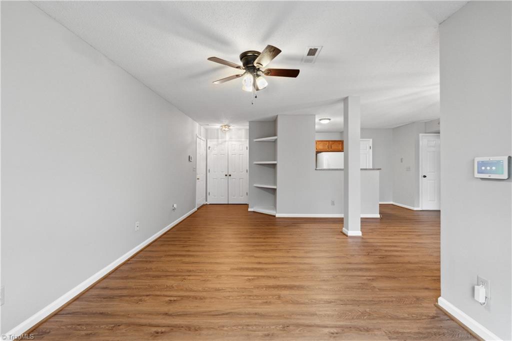 6704 W Friendly Avenue #4A, Greensboro, North Carolina image 4
