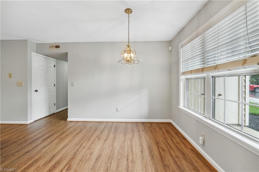 6704 W Friendly Avenue #4A, Greensboro, North Carolina image 9