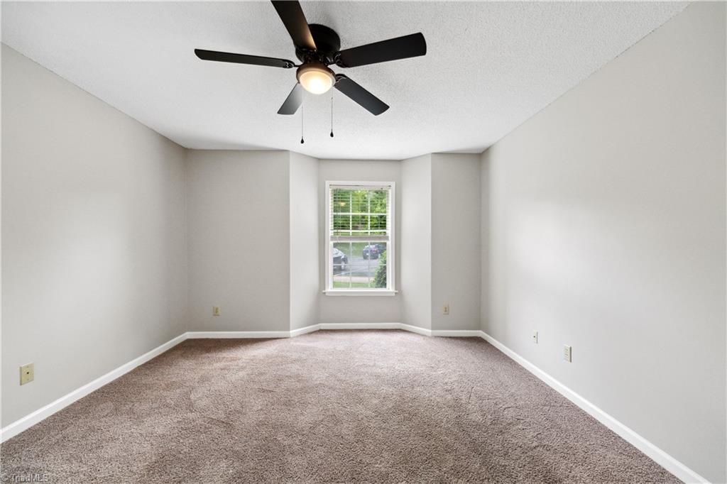 6704 W Friendly Avenue #4A, Greensboro, North Carolina image 23